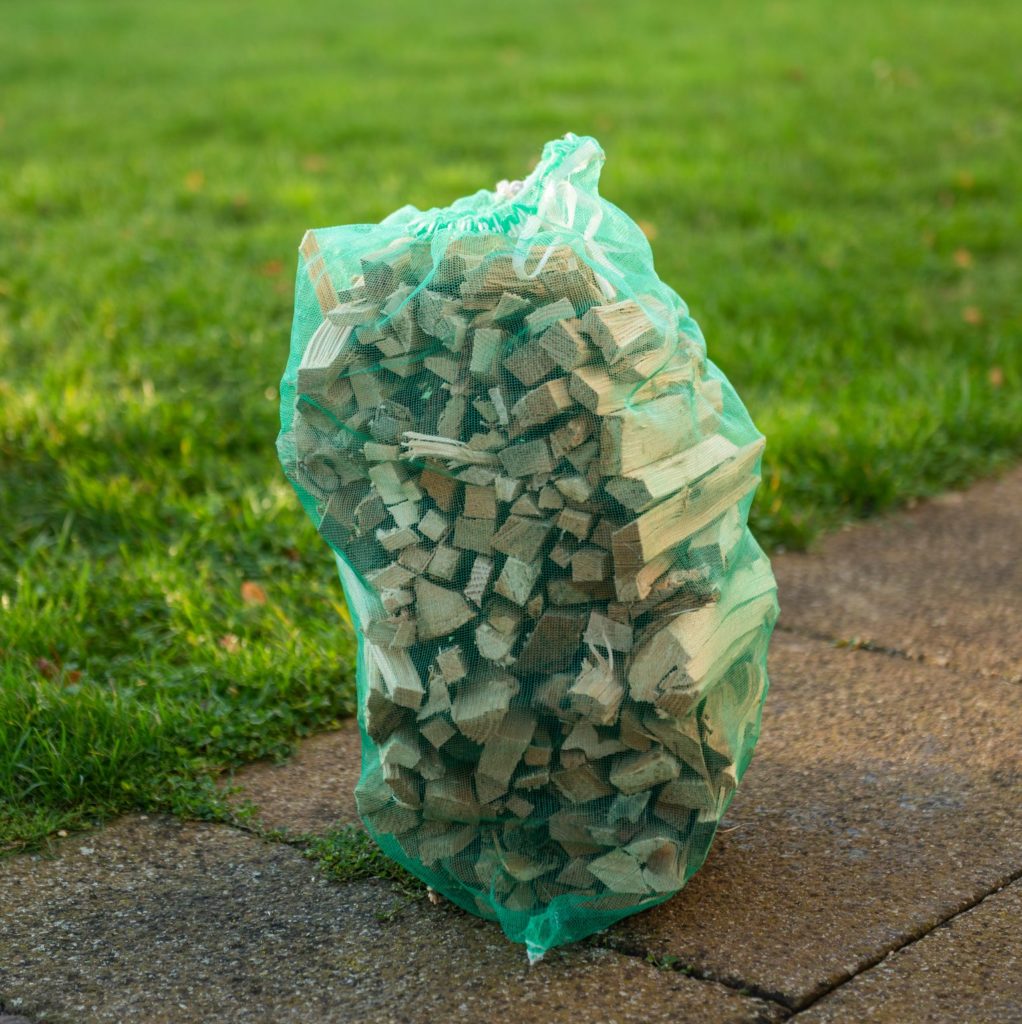 Kiln Dried Kindling Bags - Image 4
